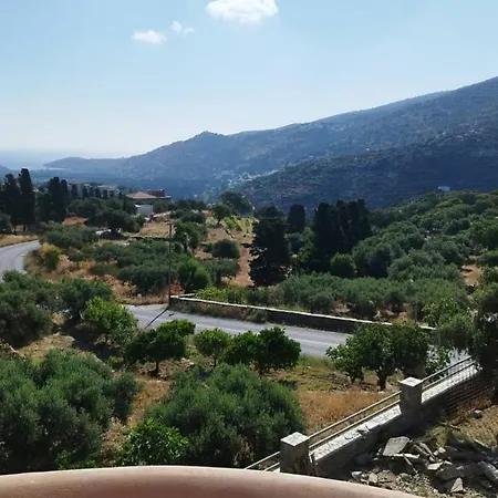 بيت ضيافة Lovers' Nest