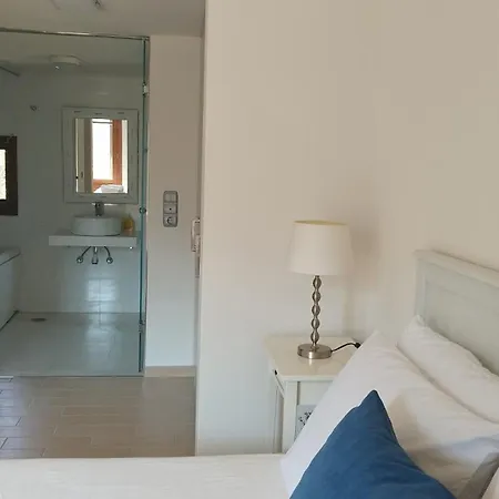 Lovers' Nest Guest house *