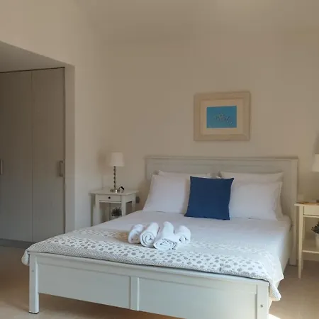 Lovers' Nest Guest house Mesaria (Andros)
