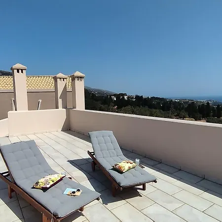 Lovers' Nest Mesaria (Andros)