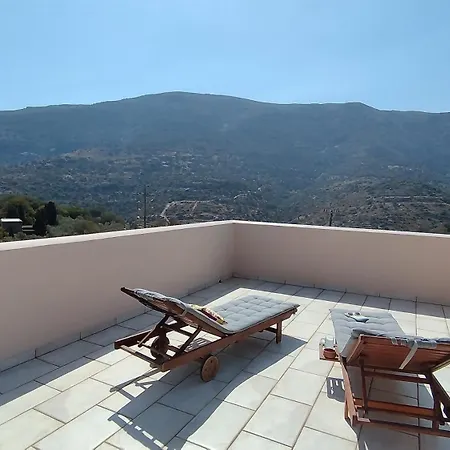 Lovers' Nest 3* Mesaria (Andros)